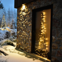 Svítící vánoční stromek na dveře Fairybell 